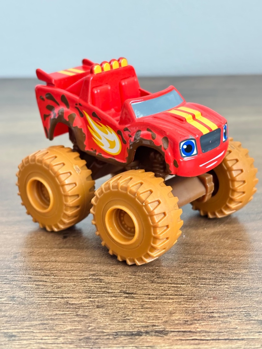 Blaze & The Monster Machines Die Cast Red Blaze Mud Pit Muddy Truck Mattel 2014